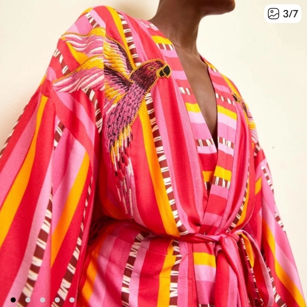 Farm Rio $235 Embroidered kimono top NWT - Picture 2 of 9